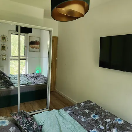 Chill Modlin Airport Apartment Kazun Nowy